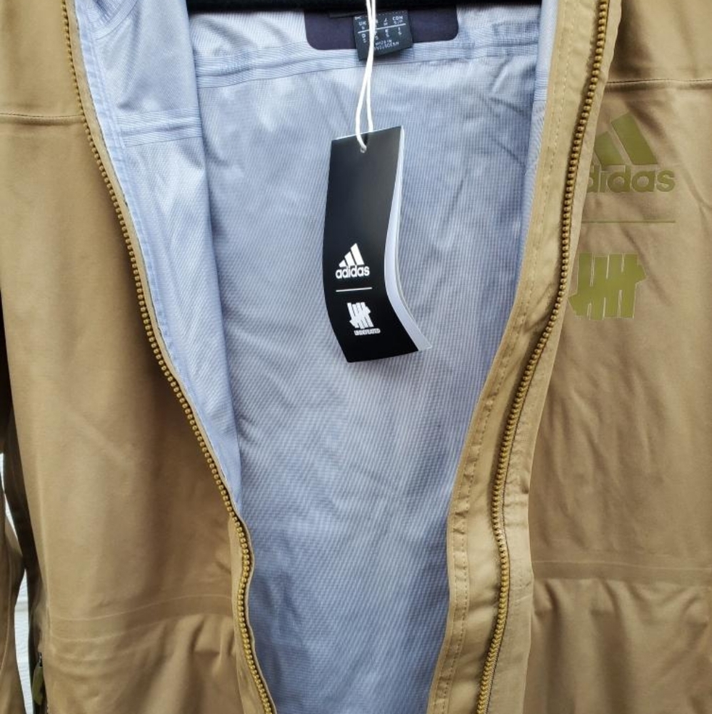 Adidas x Undefeated Jacket ( 3L GTX JK LTD ) - Picture 6 of 8